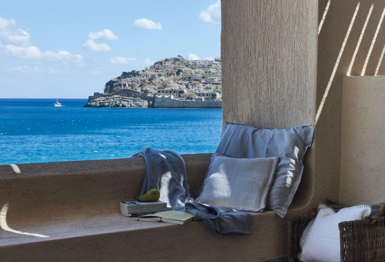 Plaka Sea Front Residence 엘운다 외부 사진